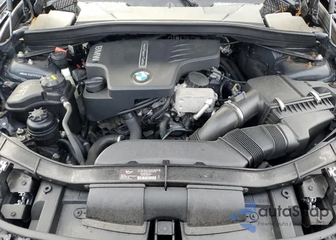 2015 BMW X1 xDrive28I z USA, uszkodzony, nr VIN WBAVL1C50FVY38127